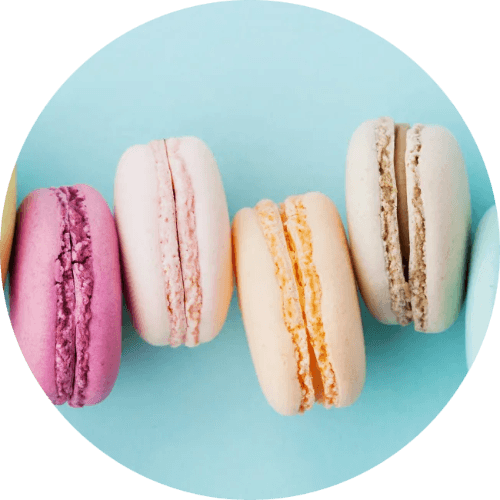 Famous Desserts logo